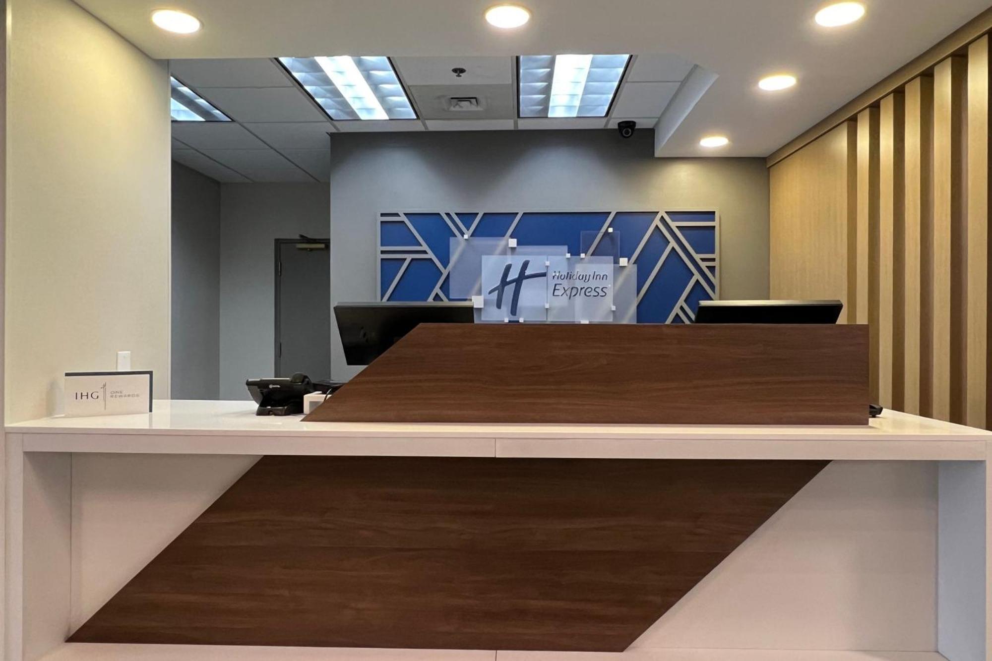 Holiday Inn Express Harrisburg I-81 - Hershey By Ihg Manadahill Ngoại thất bức ảnh