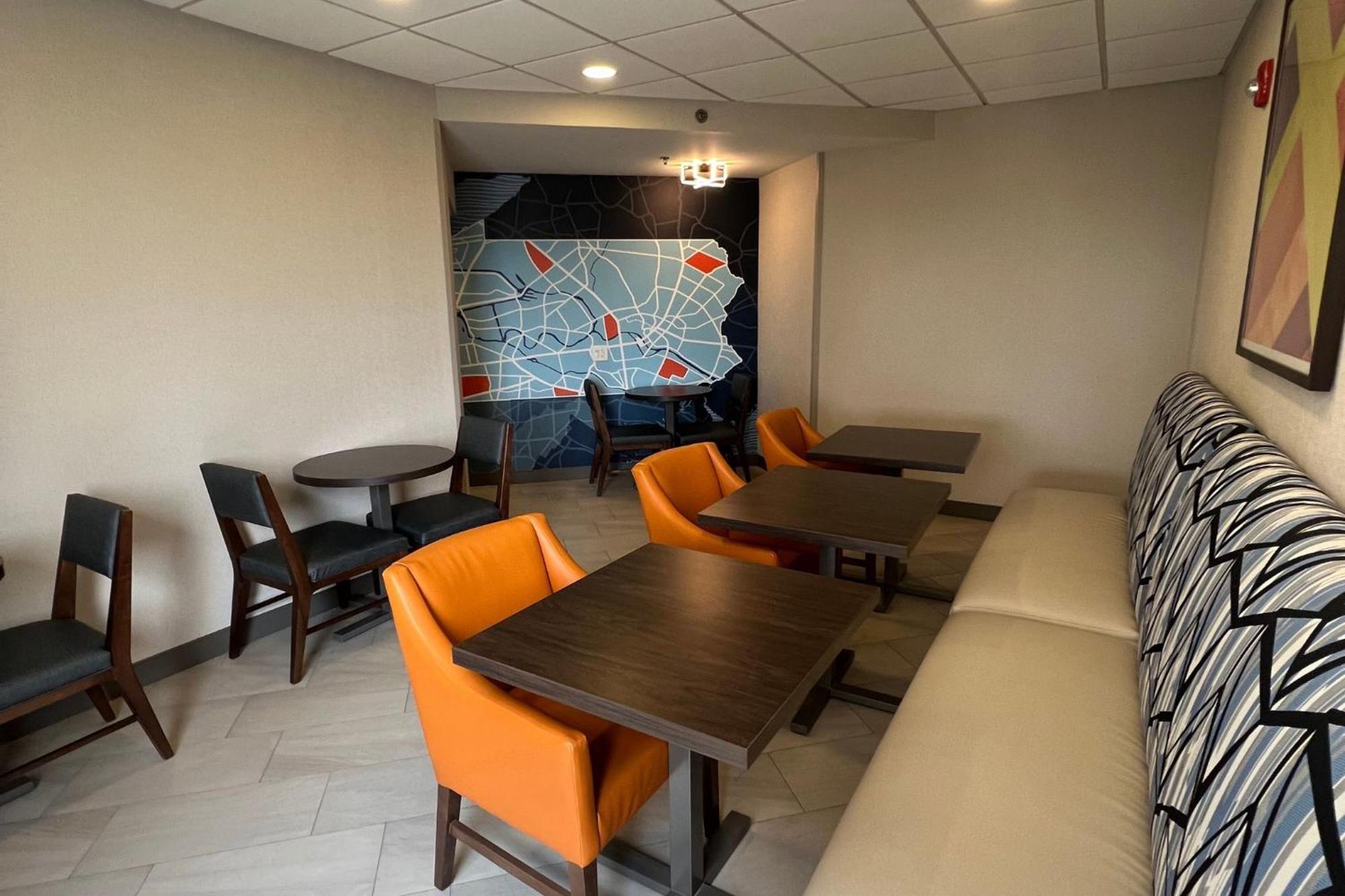 Holiday Inn Express Harrisburg I-81 - Hershey By Ihg Manadahill Ngoại thất bức ảnh