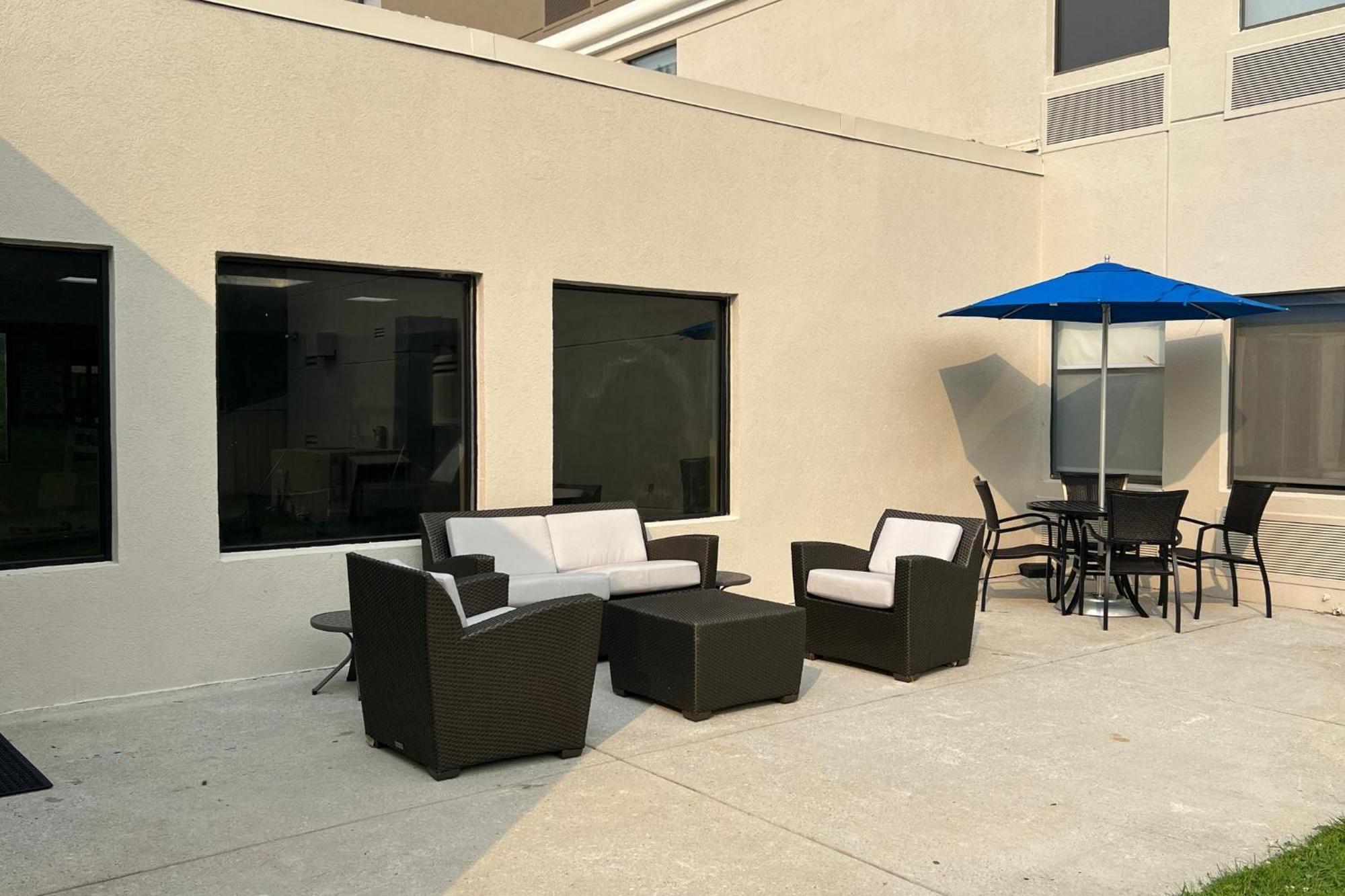 Holiday Inn Express Harrisburg I-81 - Hershey By Ihg Manadahill Ngoại thất bức ảnh