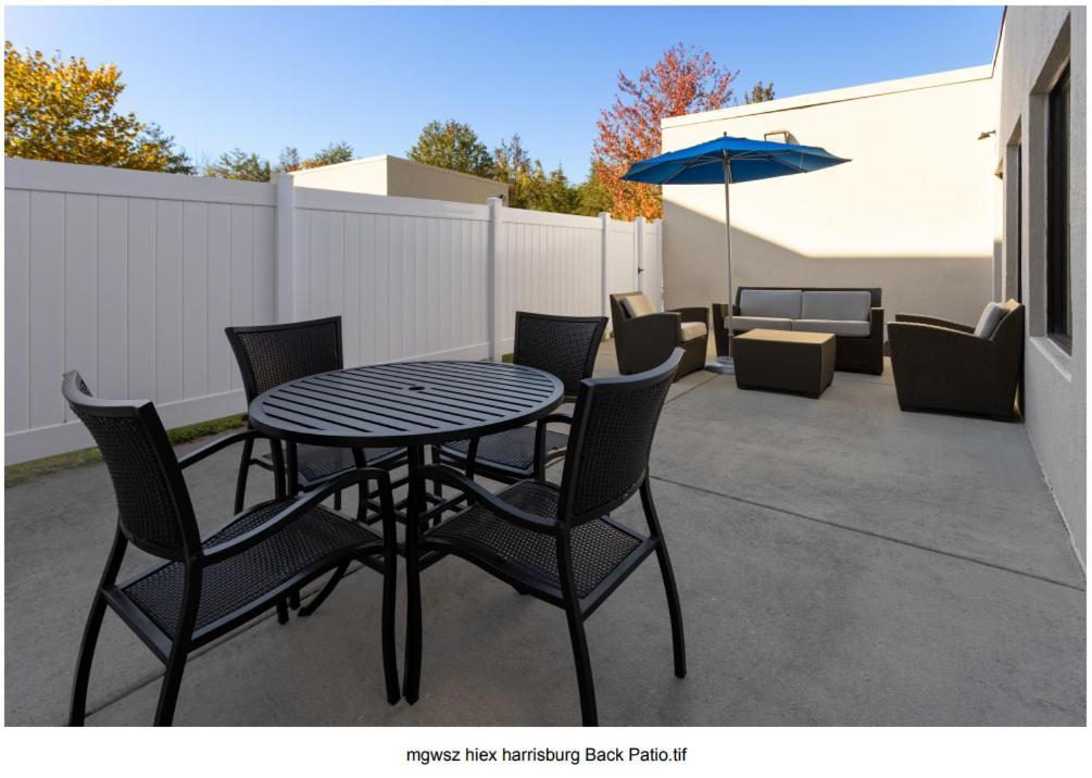 Holiday Inn Express Harrisburg I-81 - Hershey By Ihg Manadahill Ngoại thất bức ảnh