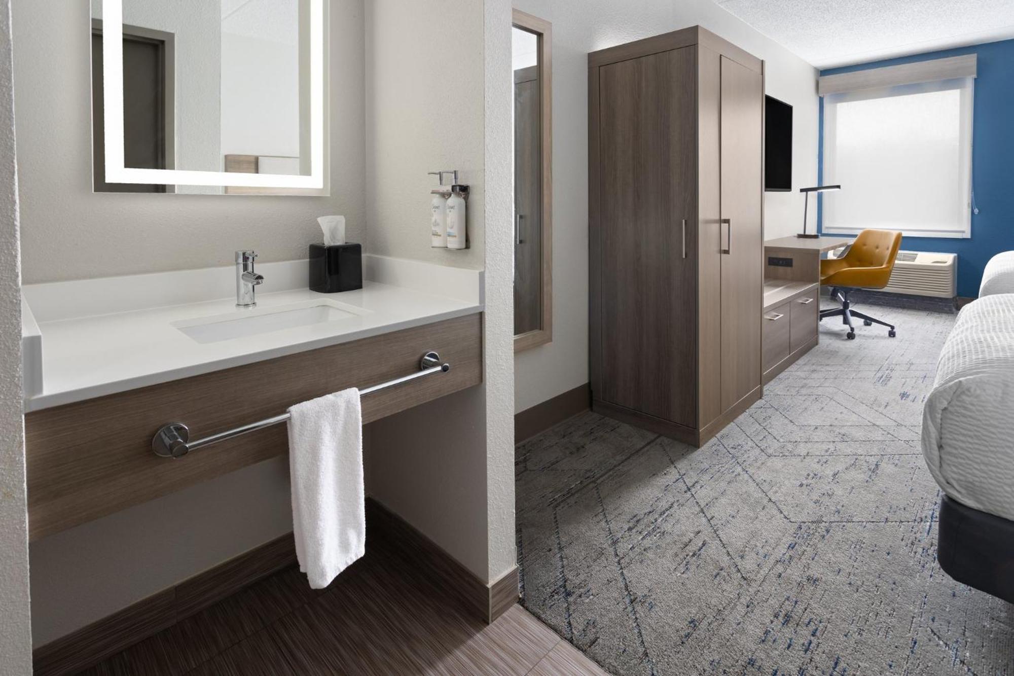 Holiday Inn Express Harrisburg I-81 - Hershey By Ihg Manadahill Ngoại thất bức ảnh