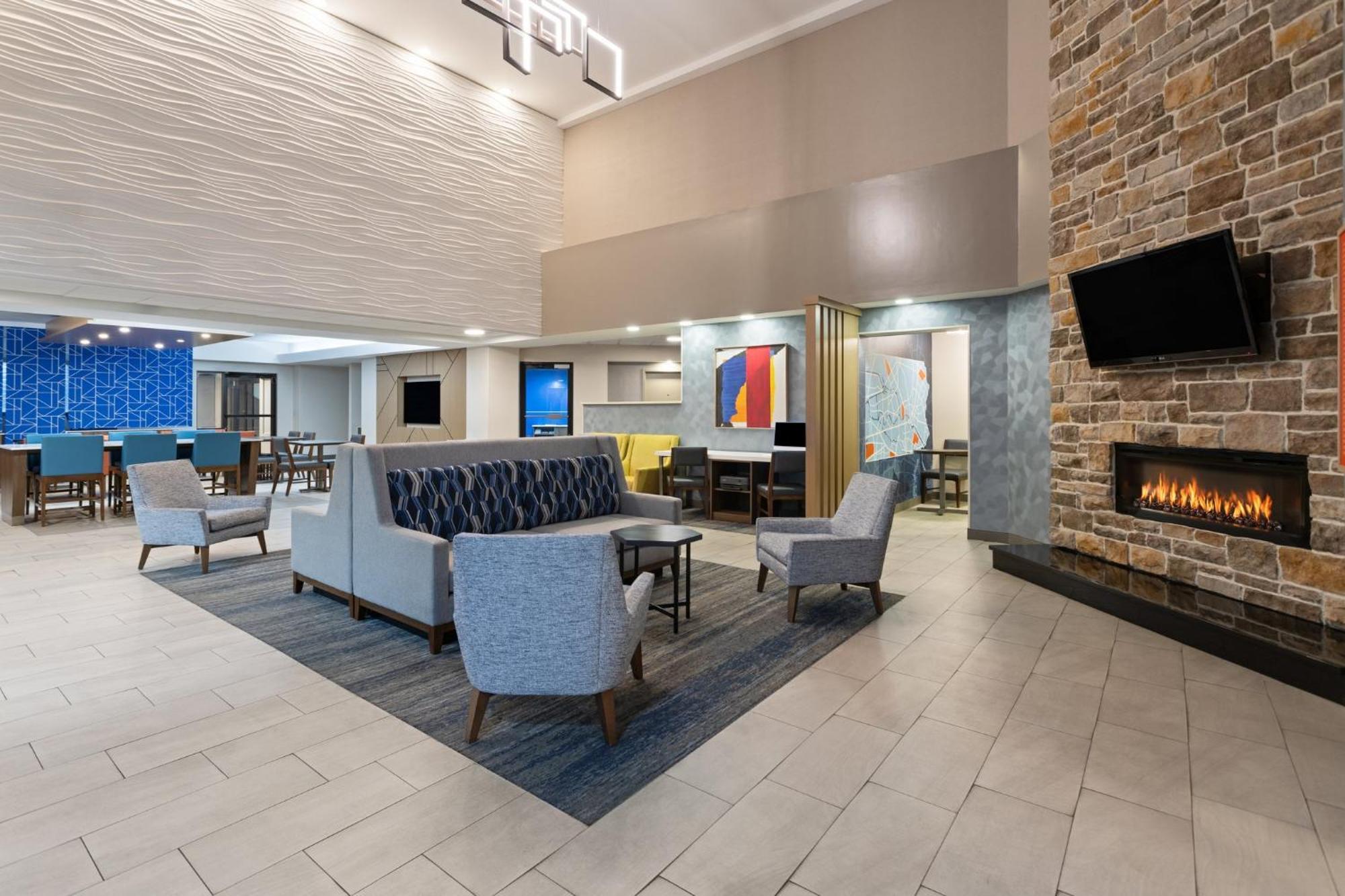 Holiday Inn Express Harrisburg I-81 - Hershey By Ihg Manadahill Ngoại thất bức ảnh